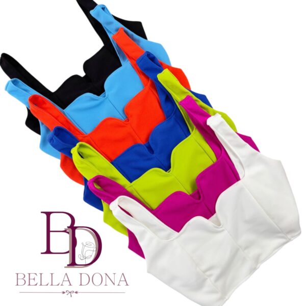 Top crooped no Crepe Scuba liso - Imagem 3