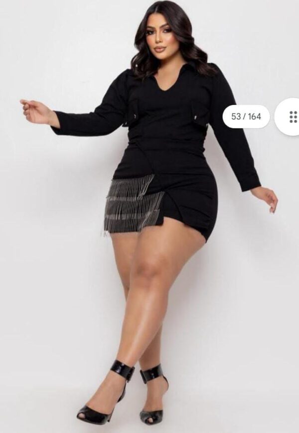 Conjunto Camisa com Bolso busto e short saia com franjas em corrente lateral Plus Size