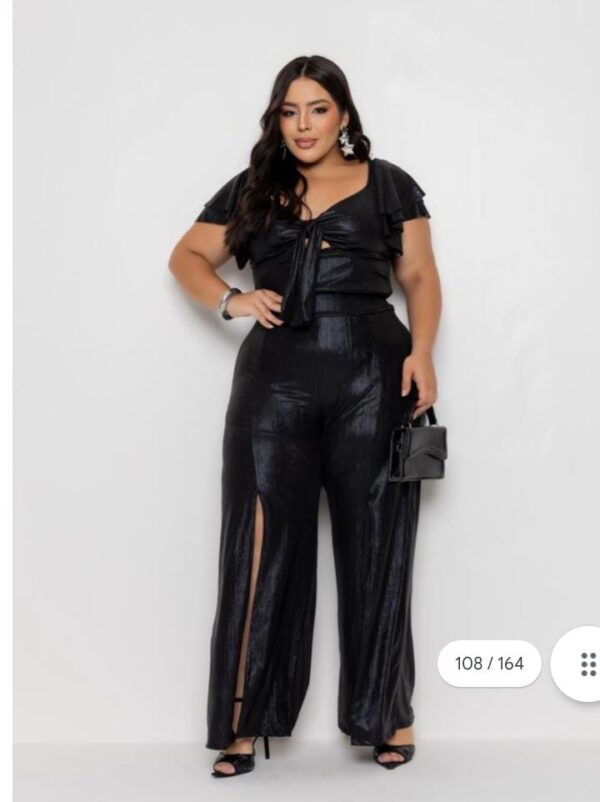 Conjunto em Cirrê Plus Size