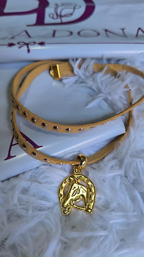 Choker Camurça Spike Cavalo