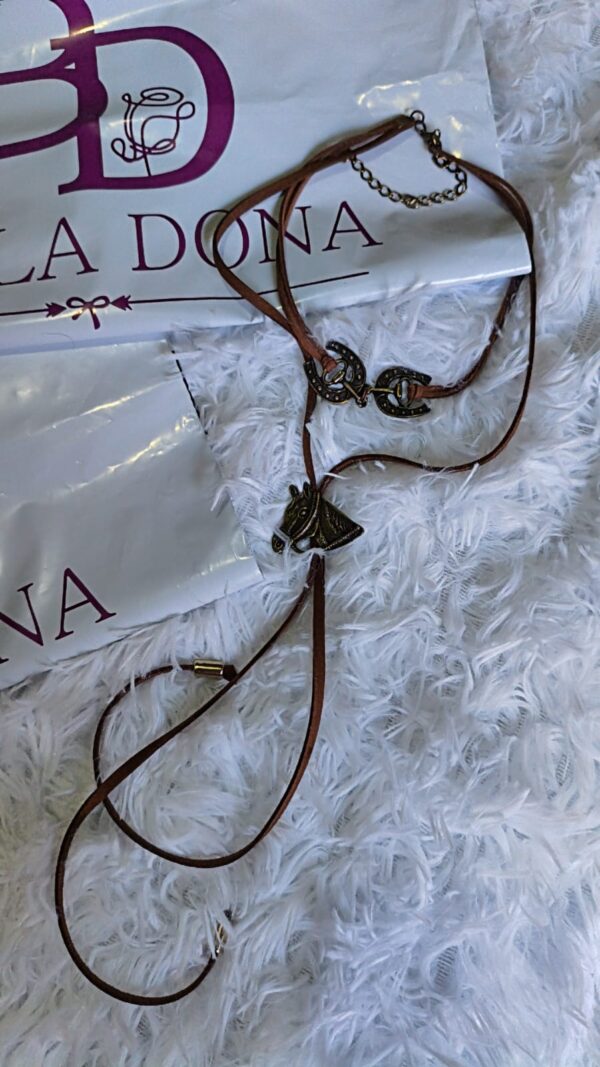 Chocker Bridão com Gravatinha