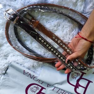 Cinto com pedras fivela