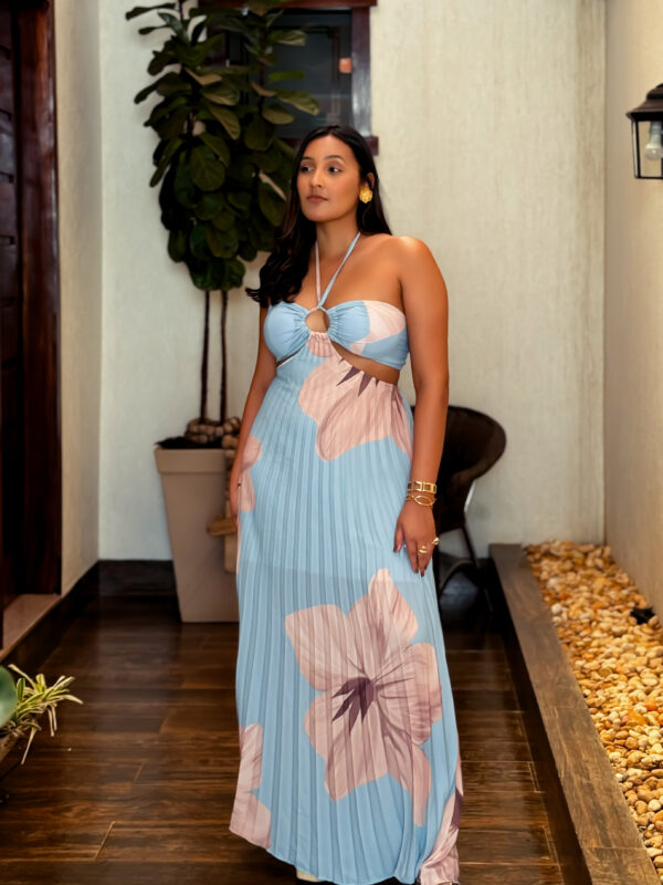 Vestido Plissado com amarração no pescoço