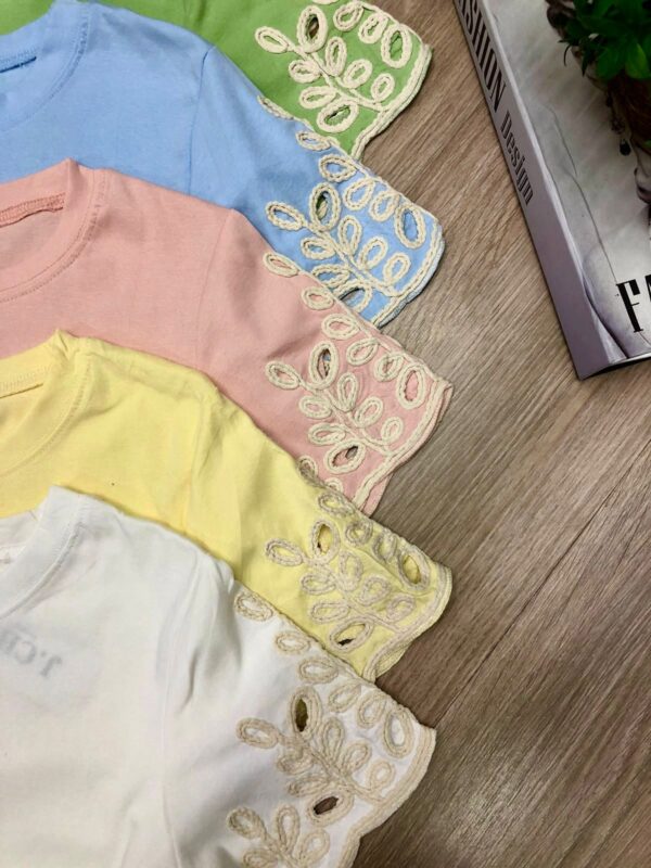 Tshirt Bordada CrochÊ